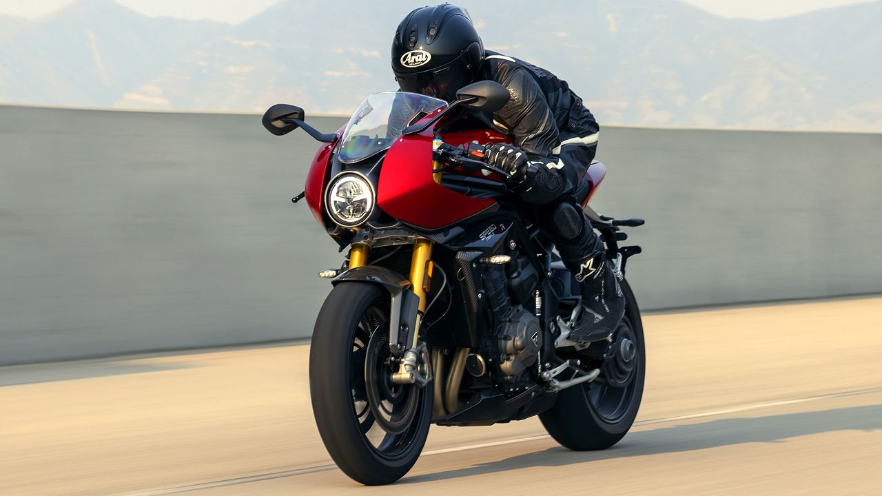 Triumph Speed Triple 1200 RR revealed