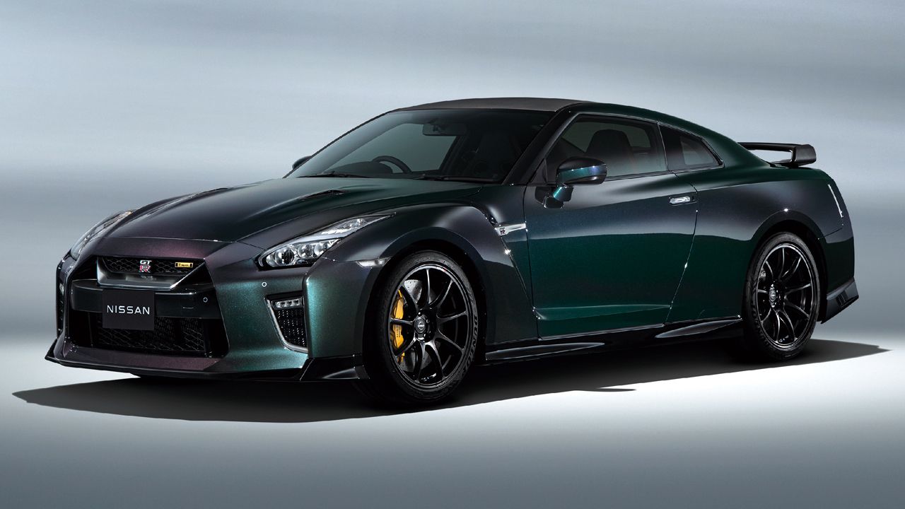 Japan-spec 2021 Nissan GT-R breaks cover