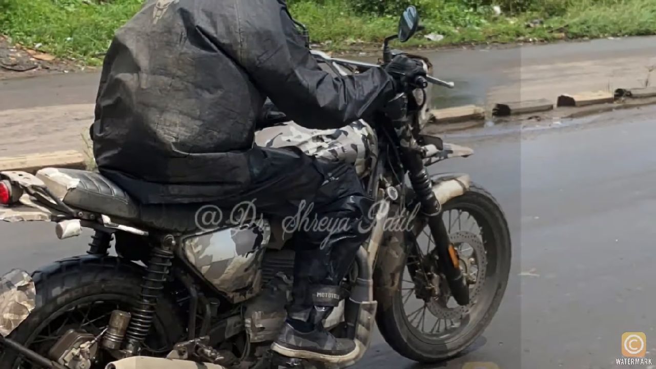 Yezdi Roadking Scrambler And Adventure Motorcycle Spotted On Test Autox