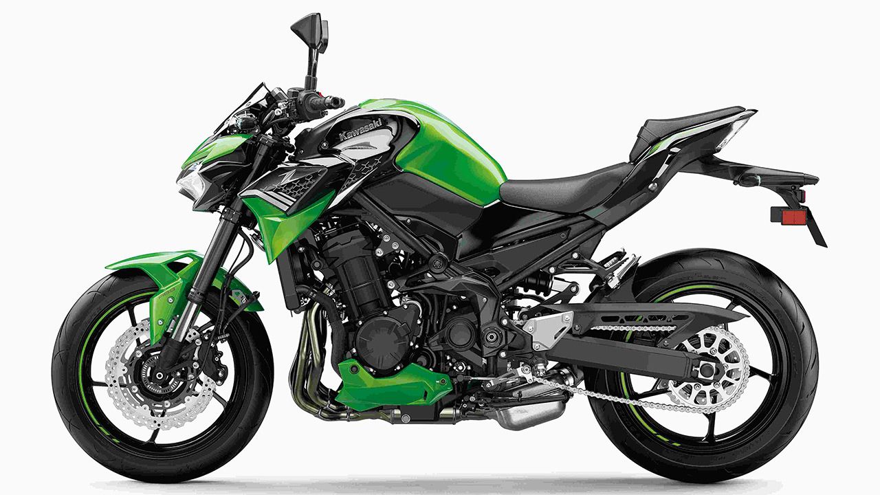 Kawasaki Z900 Green Side View