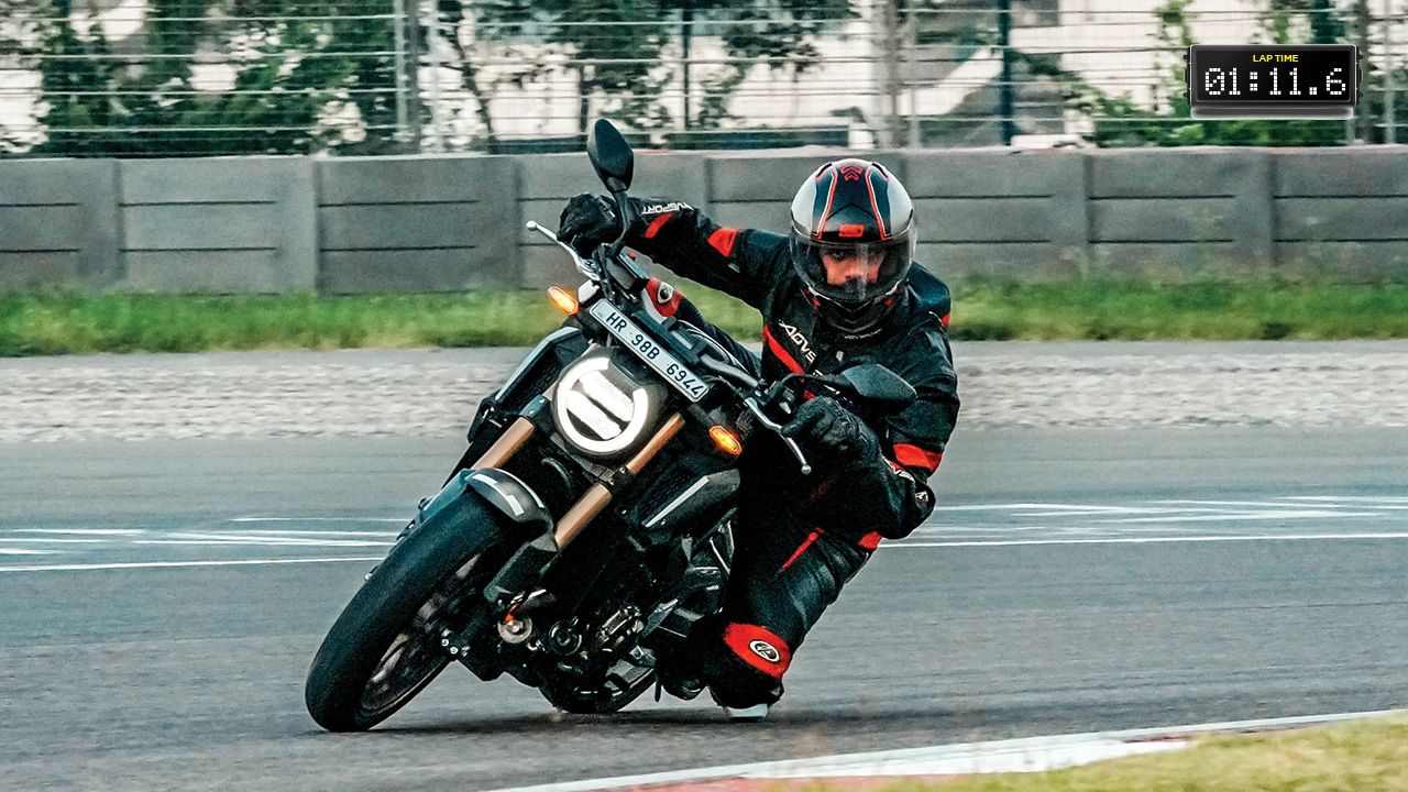2021 Honda CB650R, Track Test