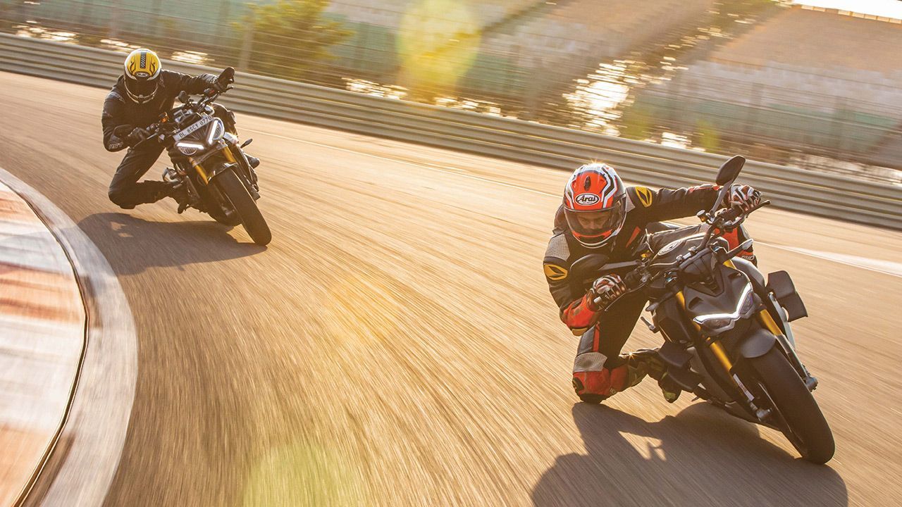 Triumph Speed Triple 1200 RS vs Ducati Streetfighter V4 S – Photos