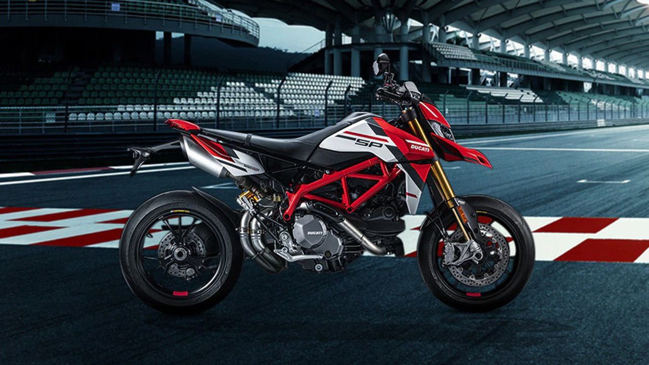 Ducati Hypermotard 950 Right Side View