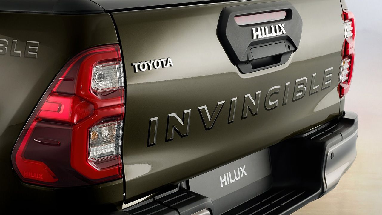 Toyota Hilux Tailgate Design