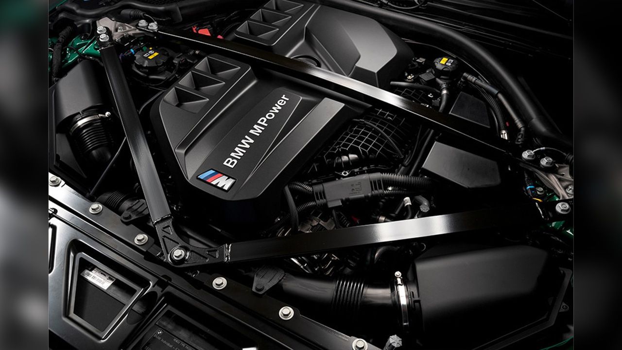 BMW M3 Engine1