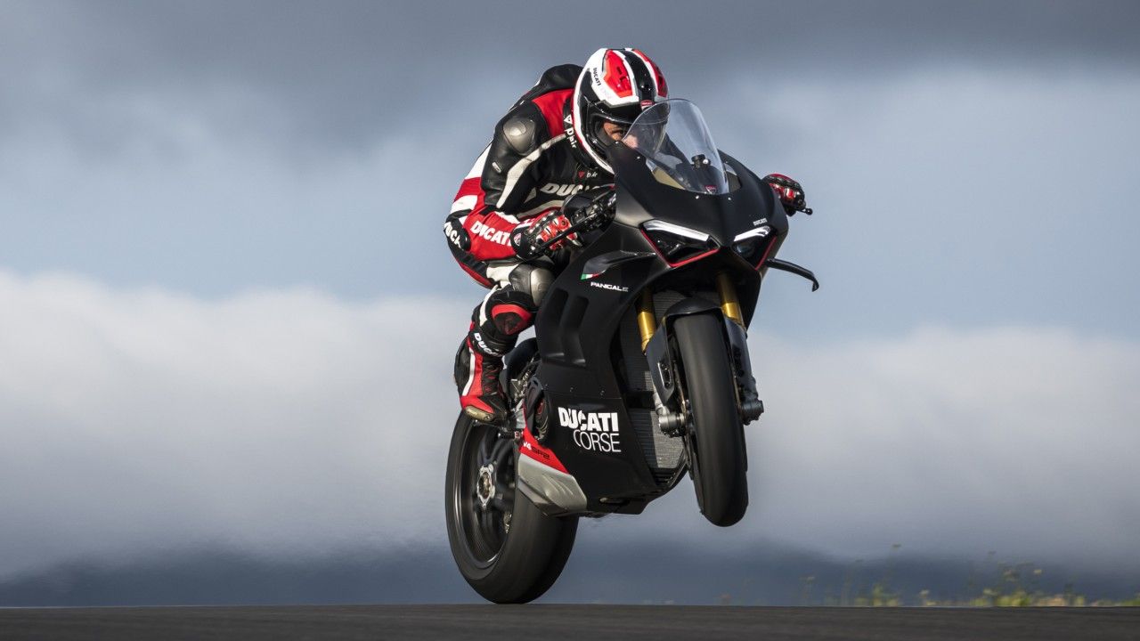 Ducati Panigale V4 SP2 Wheelie Front Three Fourth