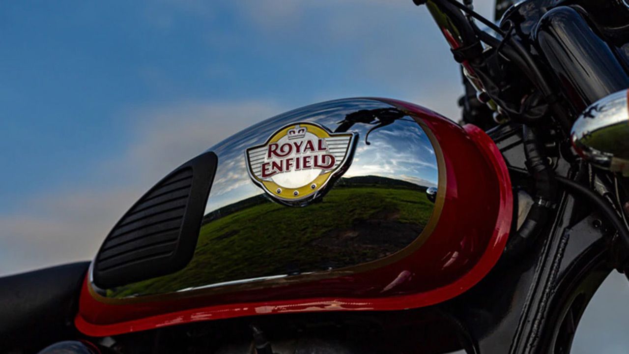 Royal Enfield Classic 350 Brand Badging