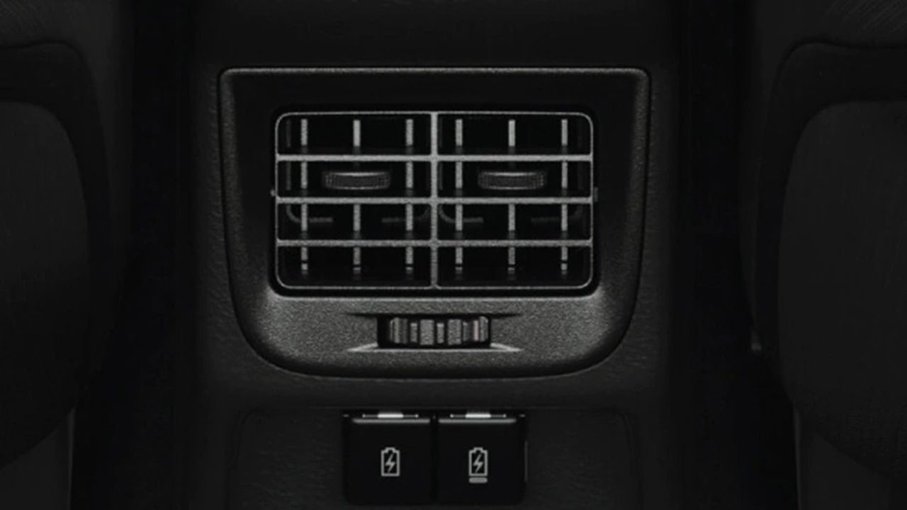 Toyota Glanza Rear Ac controls