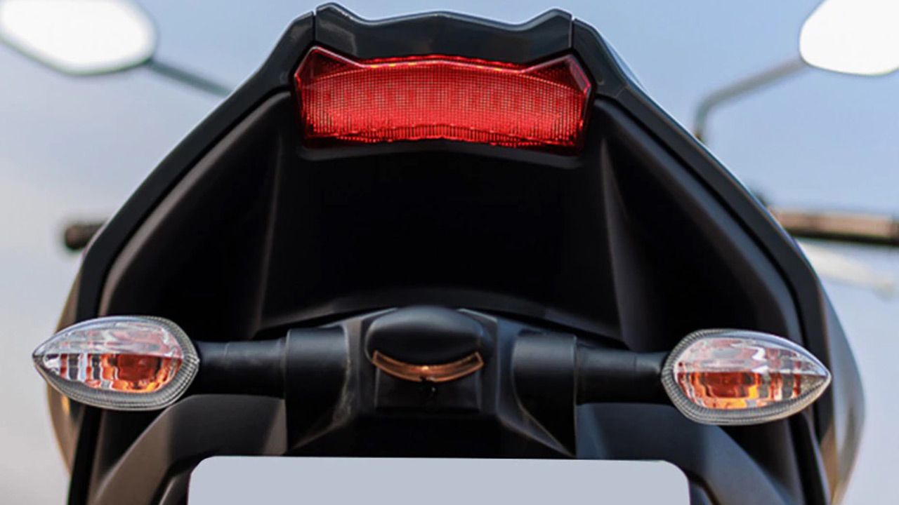 Yamaha Aerox 155 Rear Indicator 