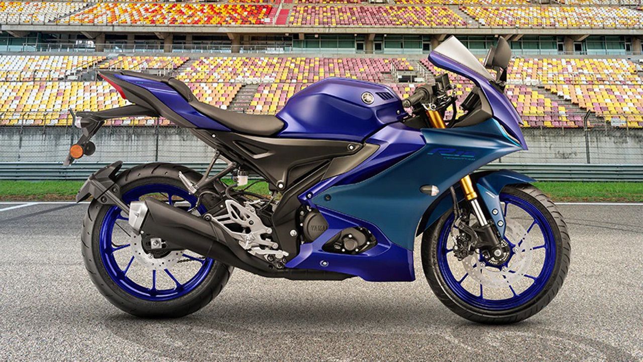 Yamaha YZF R15 V4 Right Side View