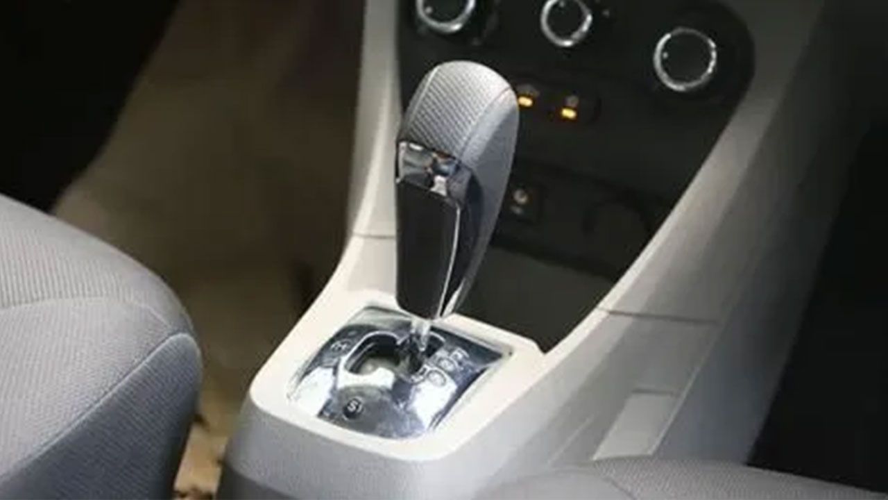 2017 Tata Tiago AMT Automatic Gear LeverJPG21 500x261