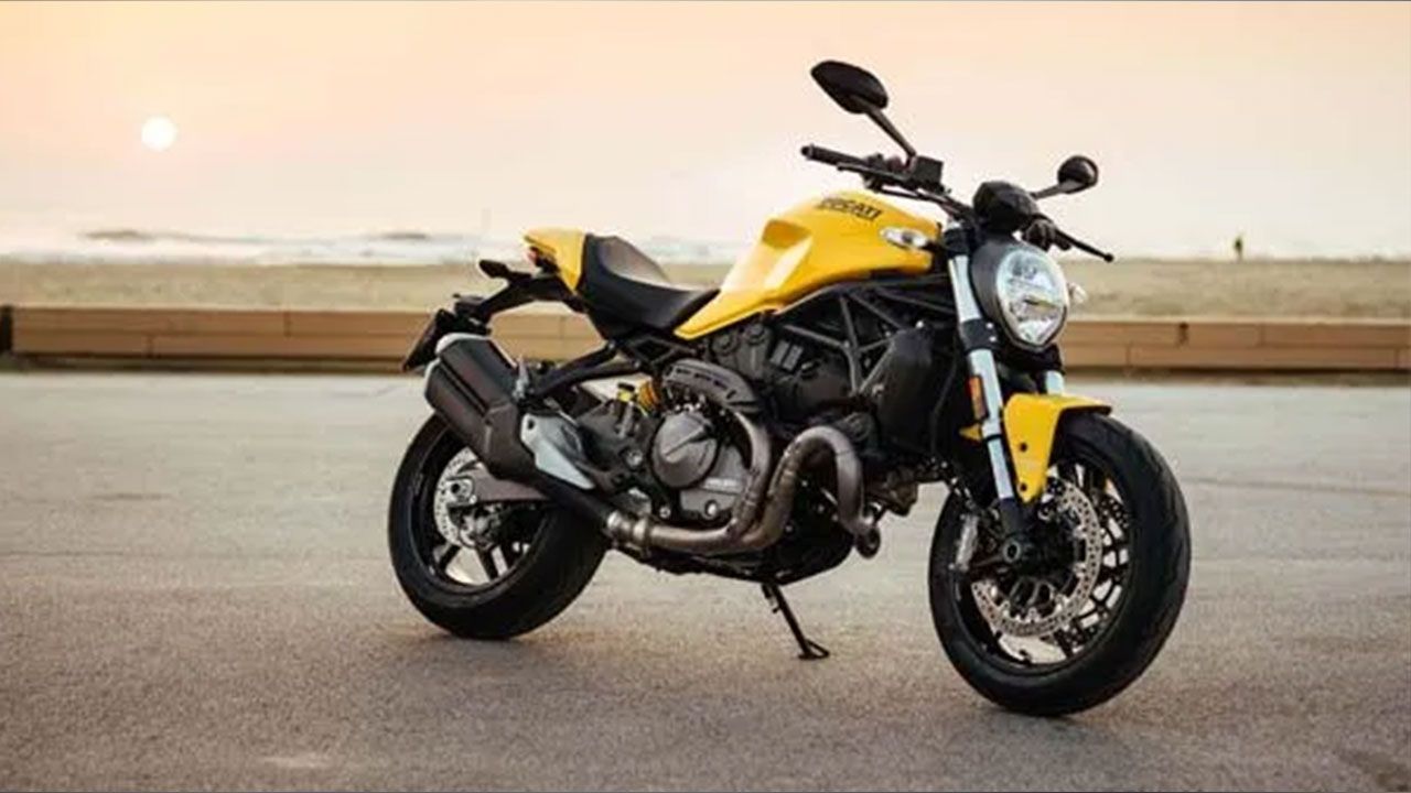 2018 Ducati Monster 821 launched at Rs 9.51 lakh