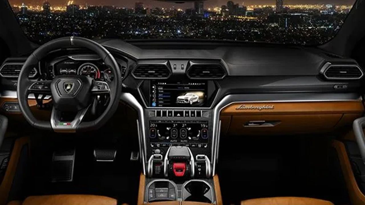 Lamborghini Urus 2019 Interior1