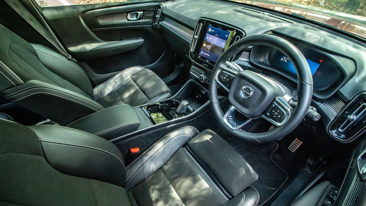 Volvo XC40 Recharge Interior1