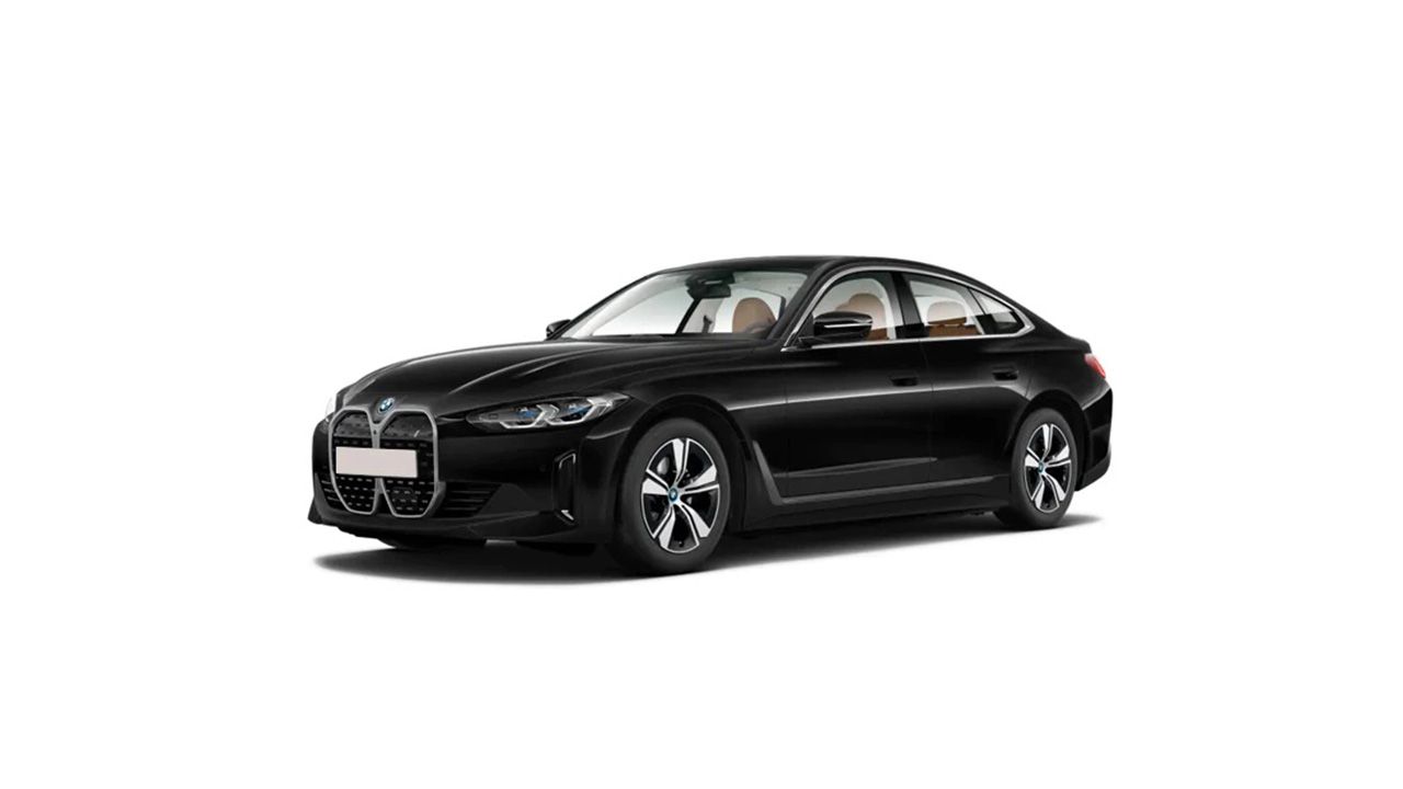 BMW i4 Black Sapphire Metallic1