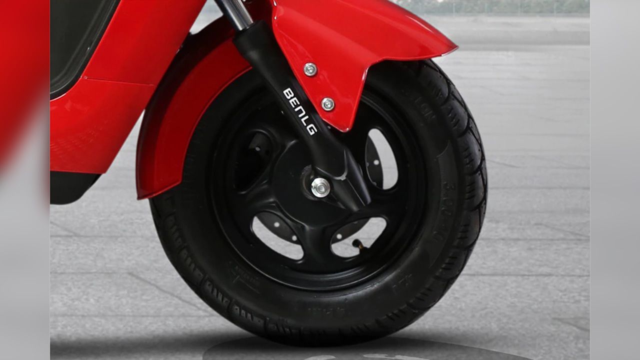 Benling Icon Front Tyre View