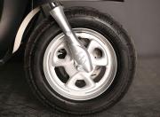 Benling Kriti Tubeless Tyres With Alloy Wheels
