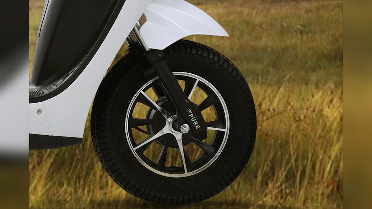 PURE EV ETrance Neo Front Tyre View