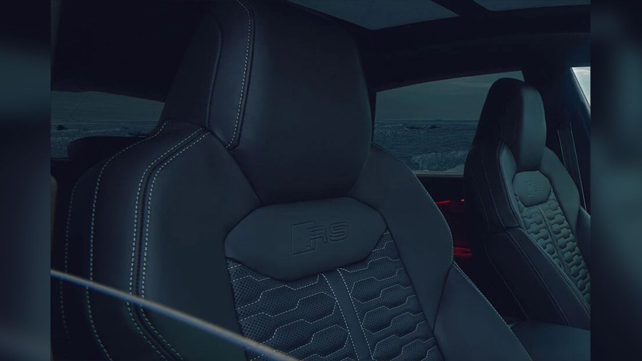 Audi RS Q8 Seat Headrest1
