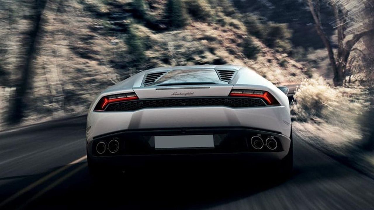 Lamborghini Huracan Rear Back