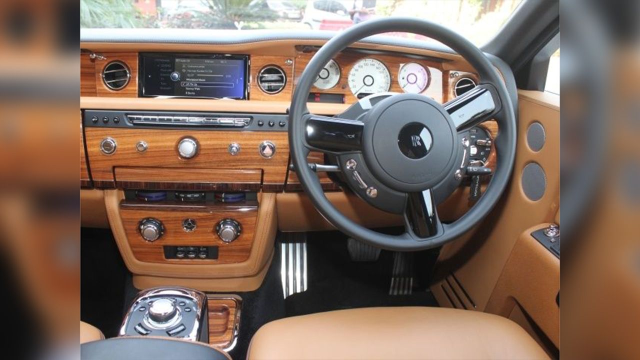 Rolls Royce Phantom VIII 7