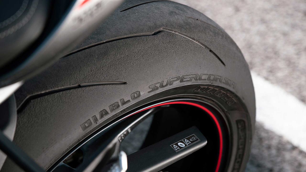 Triumph Street Triple RS Tyre
