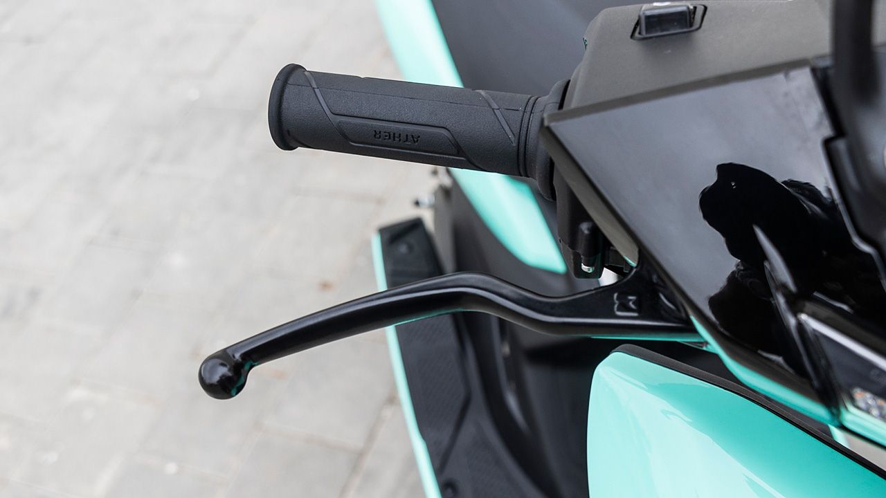 Ather 450X Gen 3 Front Brake Lever1