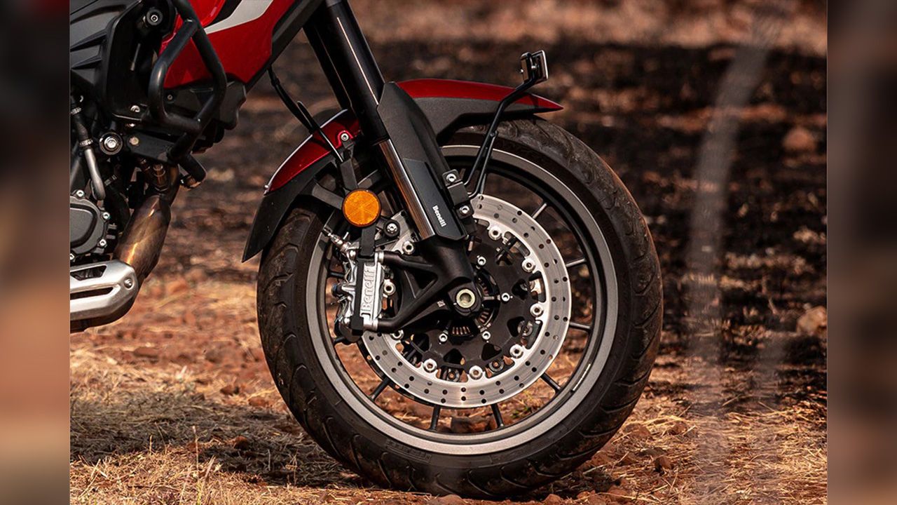 Benelli TRK 502 Front Tyre View