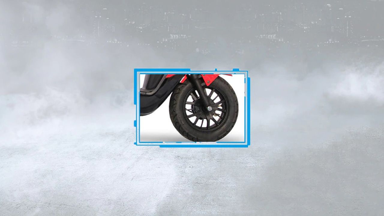 Ampere Reo Elite Front Tyre View