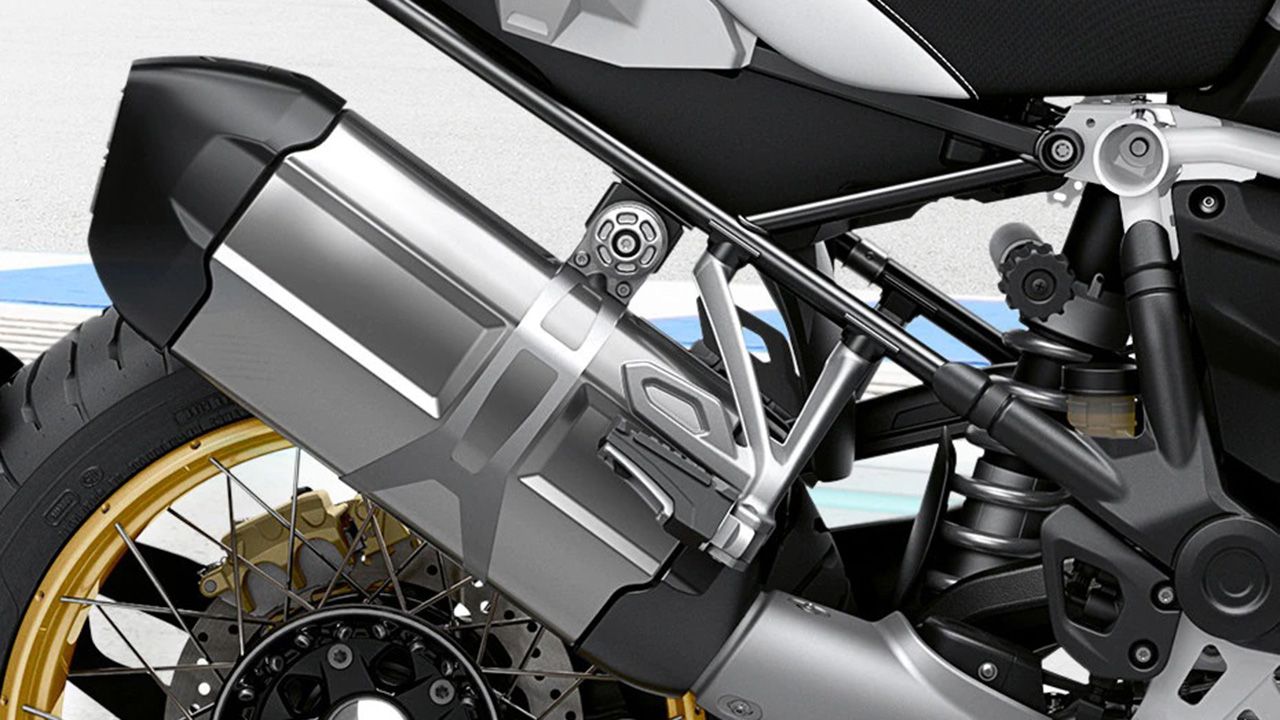 BMW R 1250 GS Exhaust View