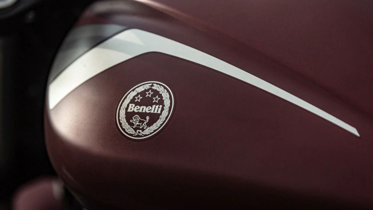 Benelli 502C Brand Logo Name