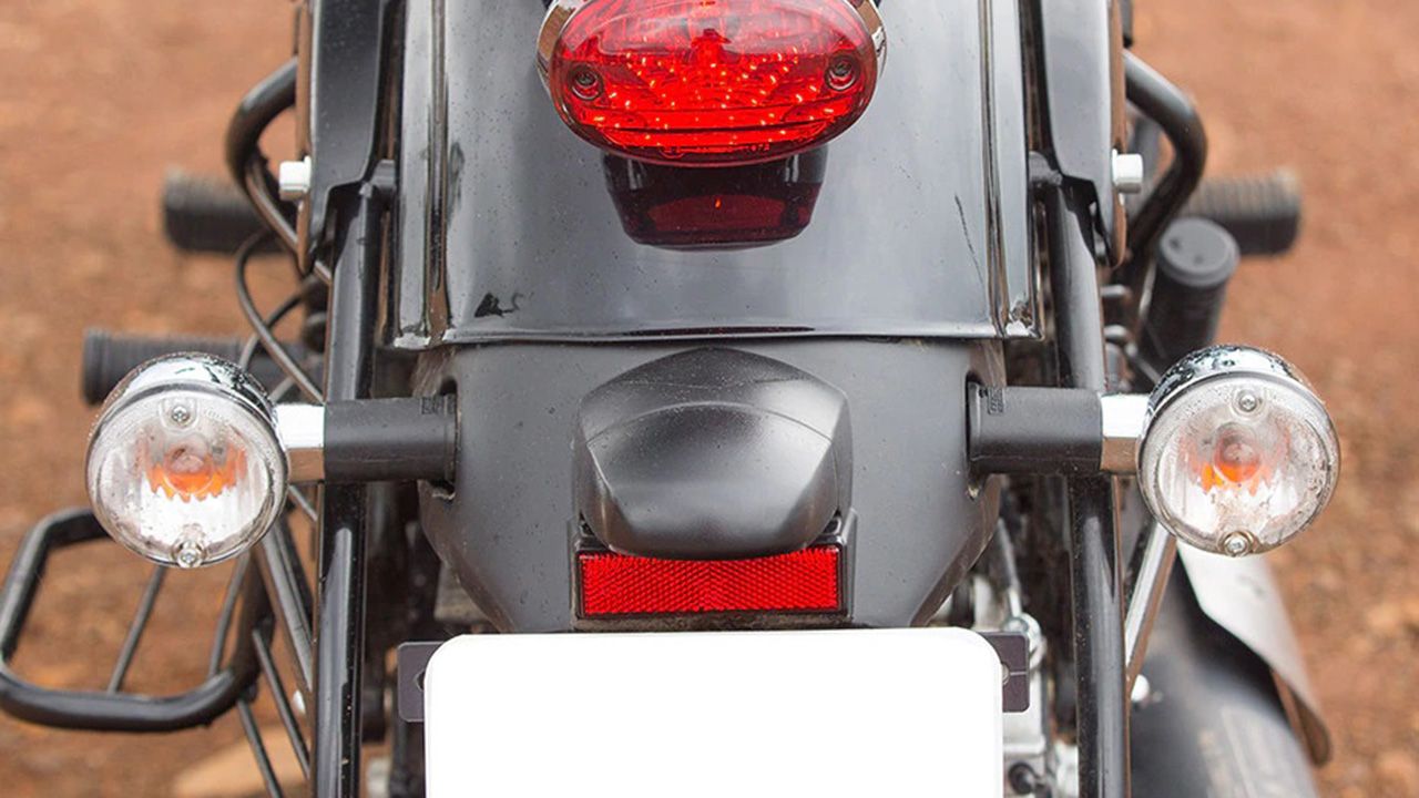 Benelli Imperiale 400 Rear Indicator View