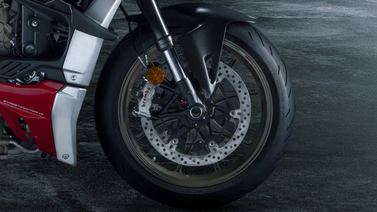 Ducati Streetfighter V4 Front Tyre View
