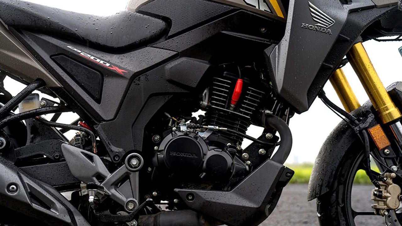 Honda CB200X Engine