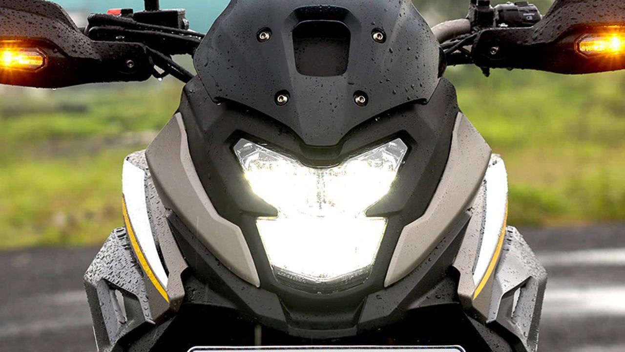Honda CB200X Head Light
