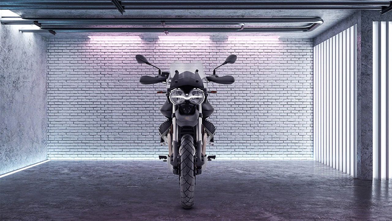 Moto Guzzi V85 TT Front View