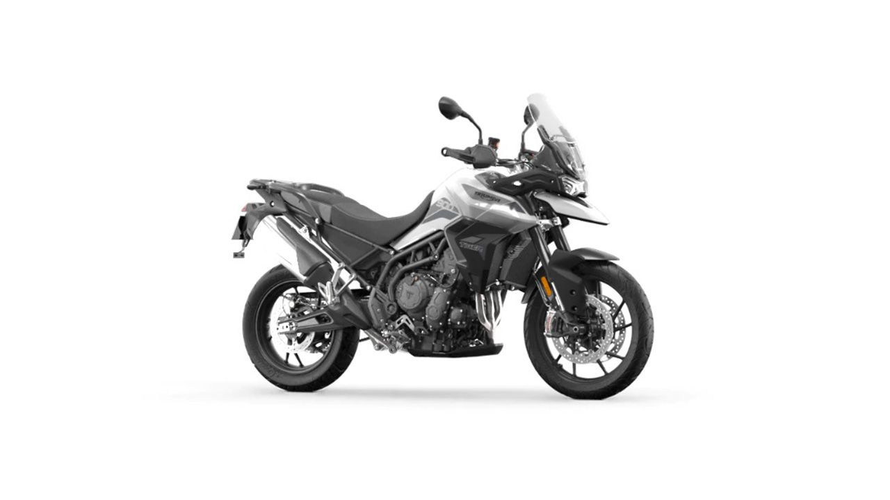 Triumph Tiger 900 1