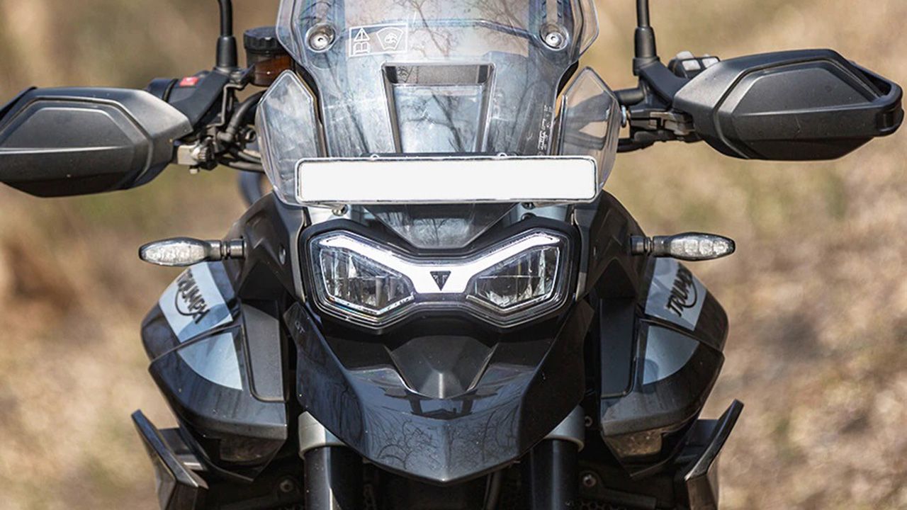 Triumph Tiger 900 Head Light