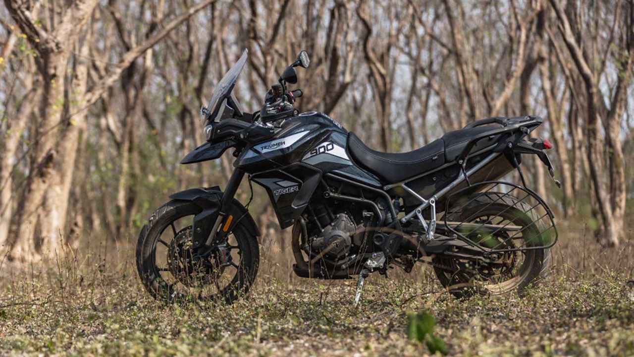 Triumph Tiger 900 Left Side View