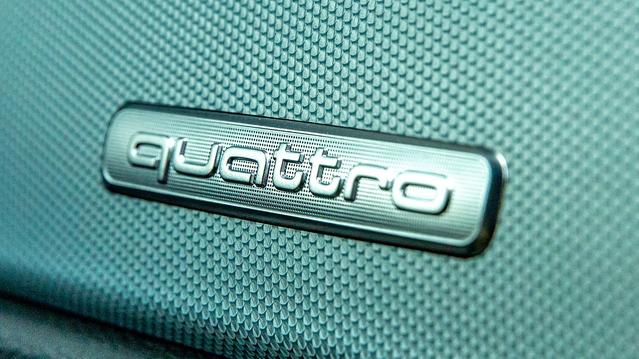 2022 Audi Q3 quattro dashboard