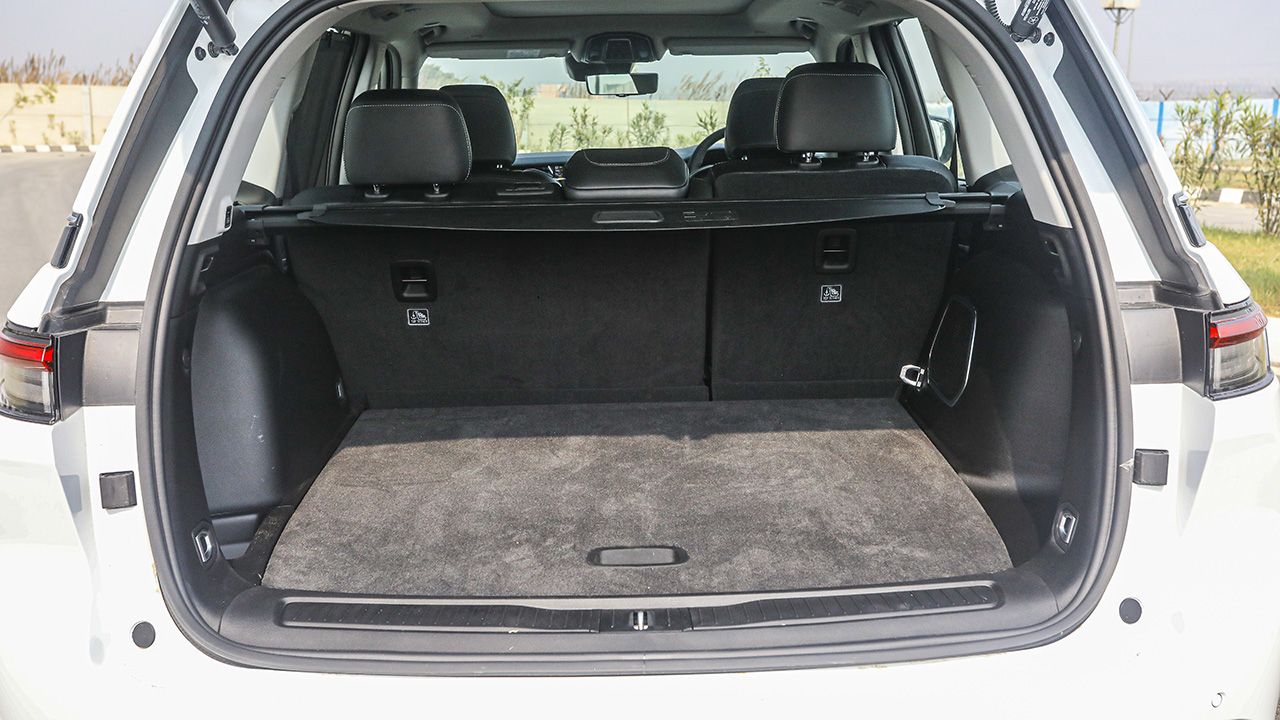 Jeep Grand Cherokee Boot Space