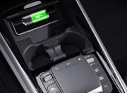 Mercedes Benz EQB Wireless Charging1