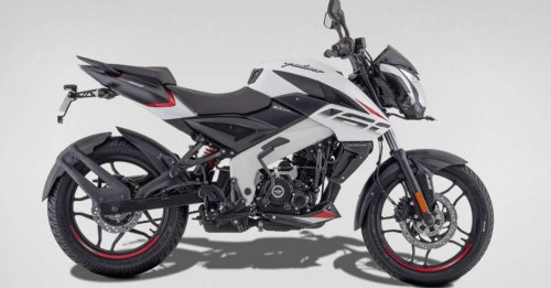 Bajaj ns160 clearance on road price