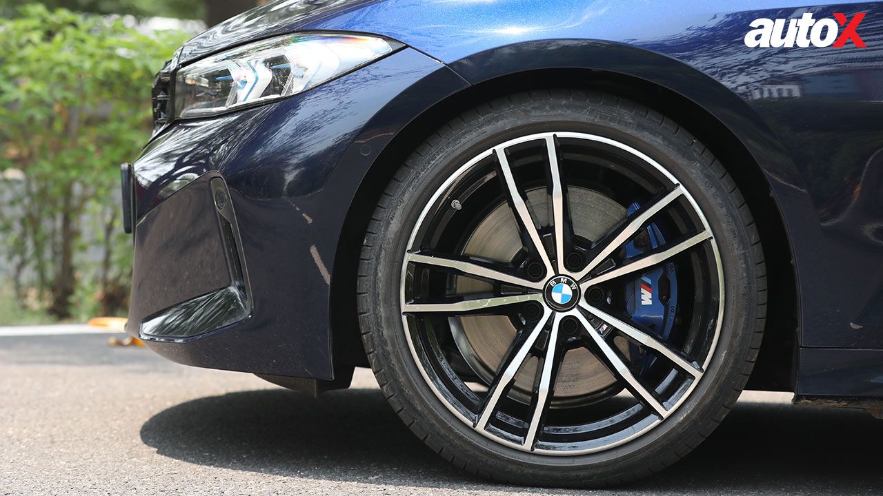 BMW M340i alloy wheel1