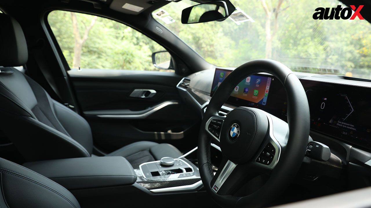 BMW M340i steering wheel dashboard