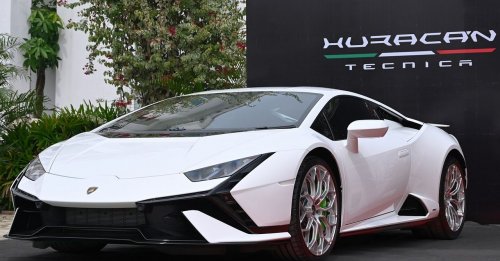 Lamborghini Huracan Tecnica Price - Images, Colours & Reviews - CarWale