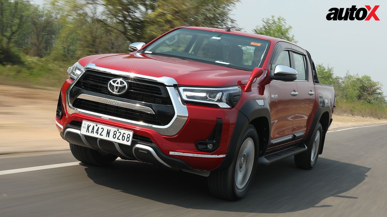 Toyota Hilux Motion View 2 