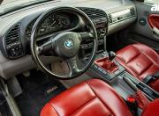 BMW 325i Cockpit