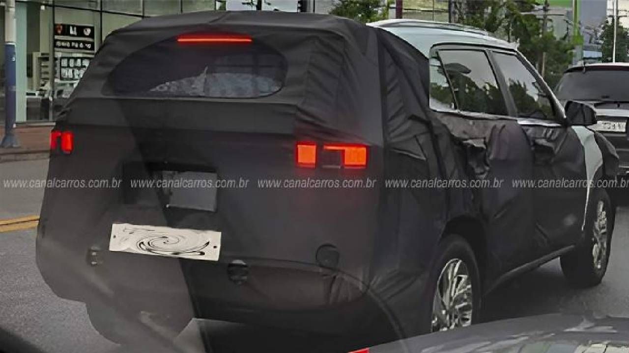 Hyundai Creta Facelift with Exter-like Design Elements Spotted Testing, Reveals New Details