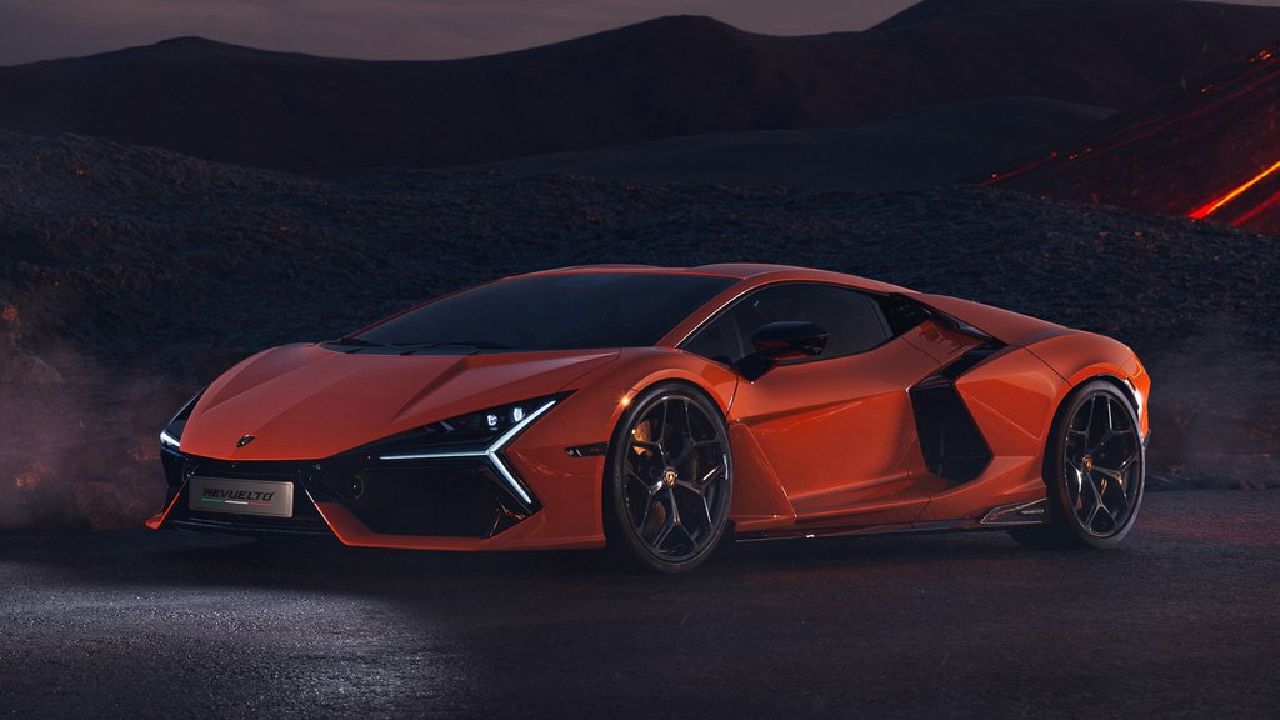 Lamborghini Revuelto 3 